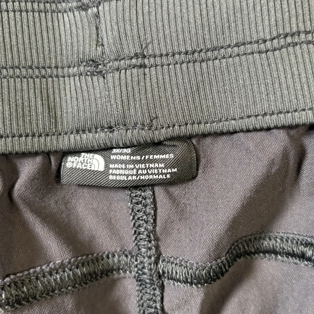 The North Face Aphrodite 2.0 Capri Pants Womens 3X Grey Hiking Stretch Outdoor